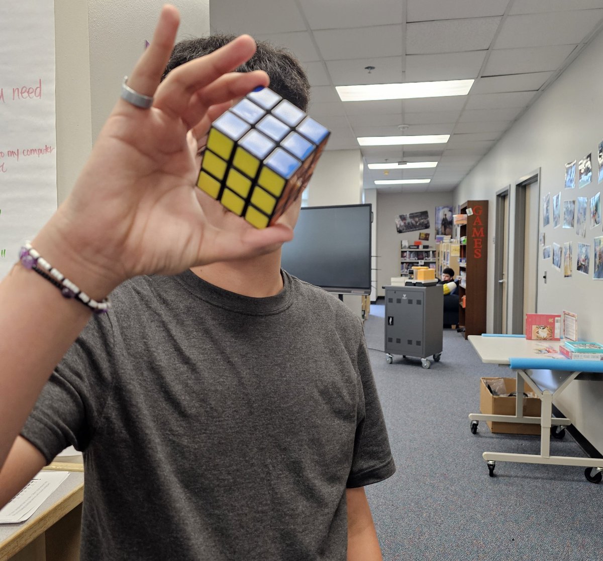 I mentioned that the teachers were struggling with the Rubik's Cube yesterday, and this student decided to show them how it's done. #rubkiscube @Ike9_AISD