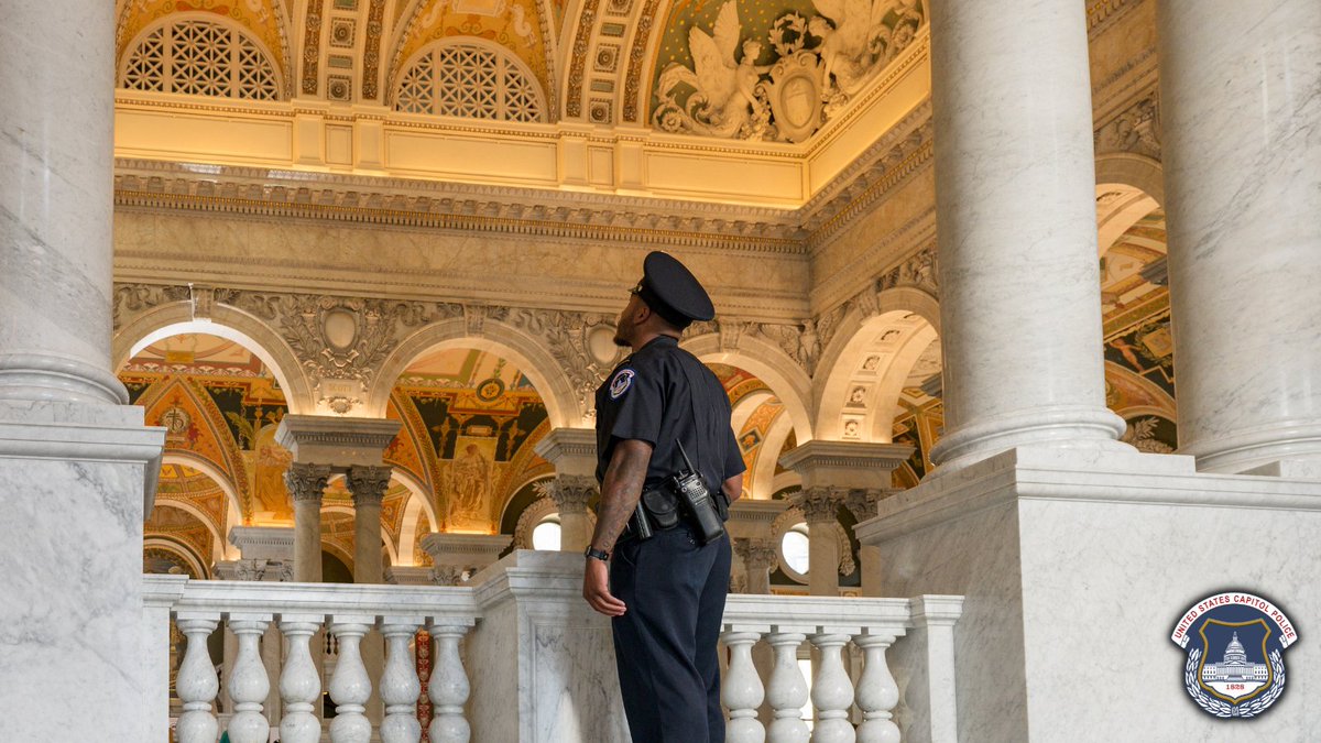 Happy birthday @librarycongress! Still looking good after all of these years 🎂🎉🎈