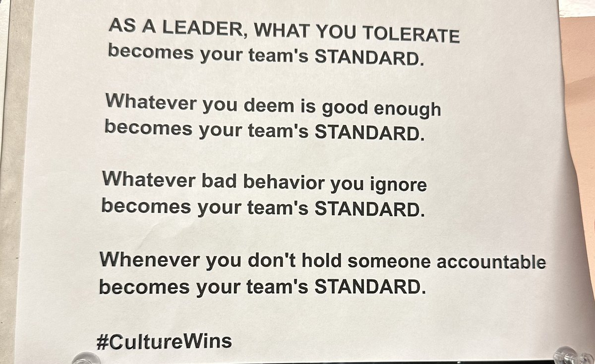 CoachBWhite7's tweet photo. #HighSchoolHallways Inspiration is all over the hallways and locker rooms of the high schools in our great country…..Thanks to all the great coaches who make an incredible impact in the lives of so many! https://t.co/V4nHmeTVLs