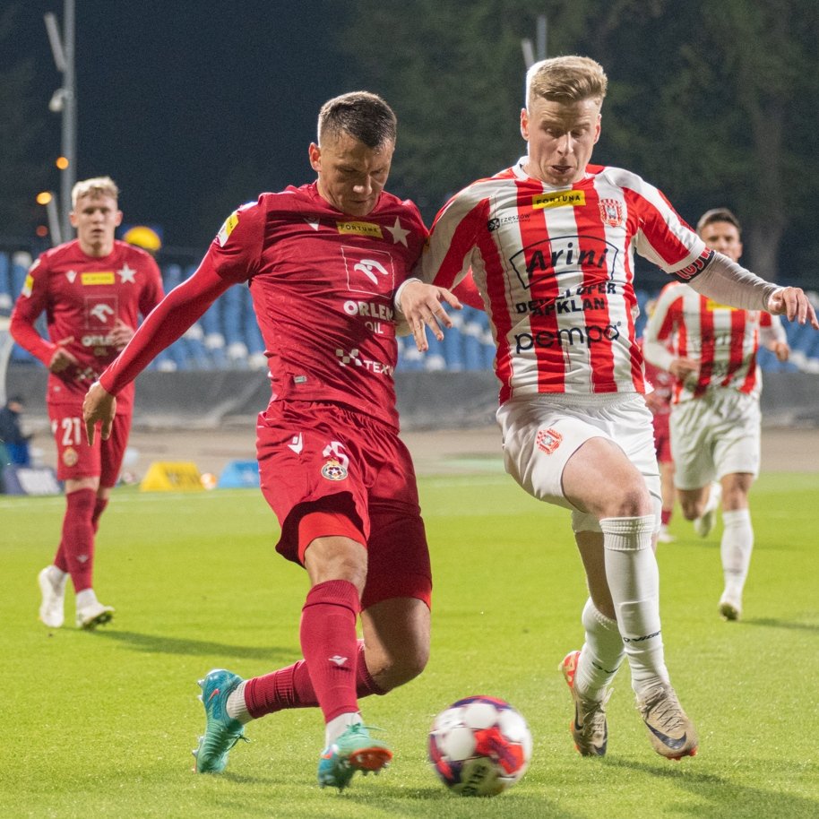cwksresoviapl's tweet photo. Zdjęcia z meczu #RESWIS autorstwa Pawła Golonki  📸

Pełna fotorelacja 👇 
https://t.co/AOgbqjGPH9

@_1liga_ @WislaKrakowSA @PodkarpacieLIVE @Nowiny24Pl @miasto_rzeszow @GoPodkarpackie https://t.co/FBjoJDVd4N