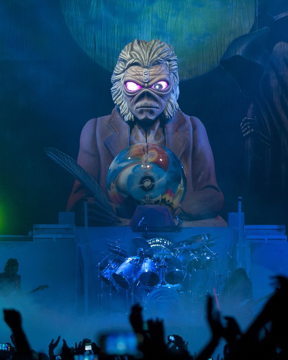 He's got an eye on all of you... 🔮 #IronMaiden #wEDnesday #McMurtrie