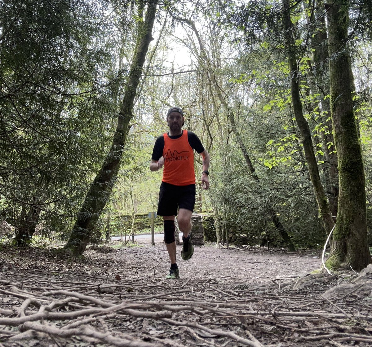 andyb066's tweet photo. Morning walk in Saddleworth, lunch run in Cumbria and evening walk in Northumberland #muddymilesformegs @BipolarUK @runningpunks @VeganRunnersUK #runningpunk #veganrunner https://t.co/1tykqnJE7b