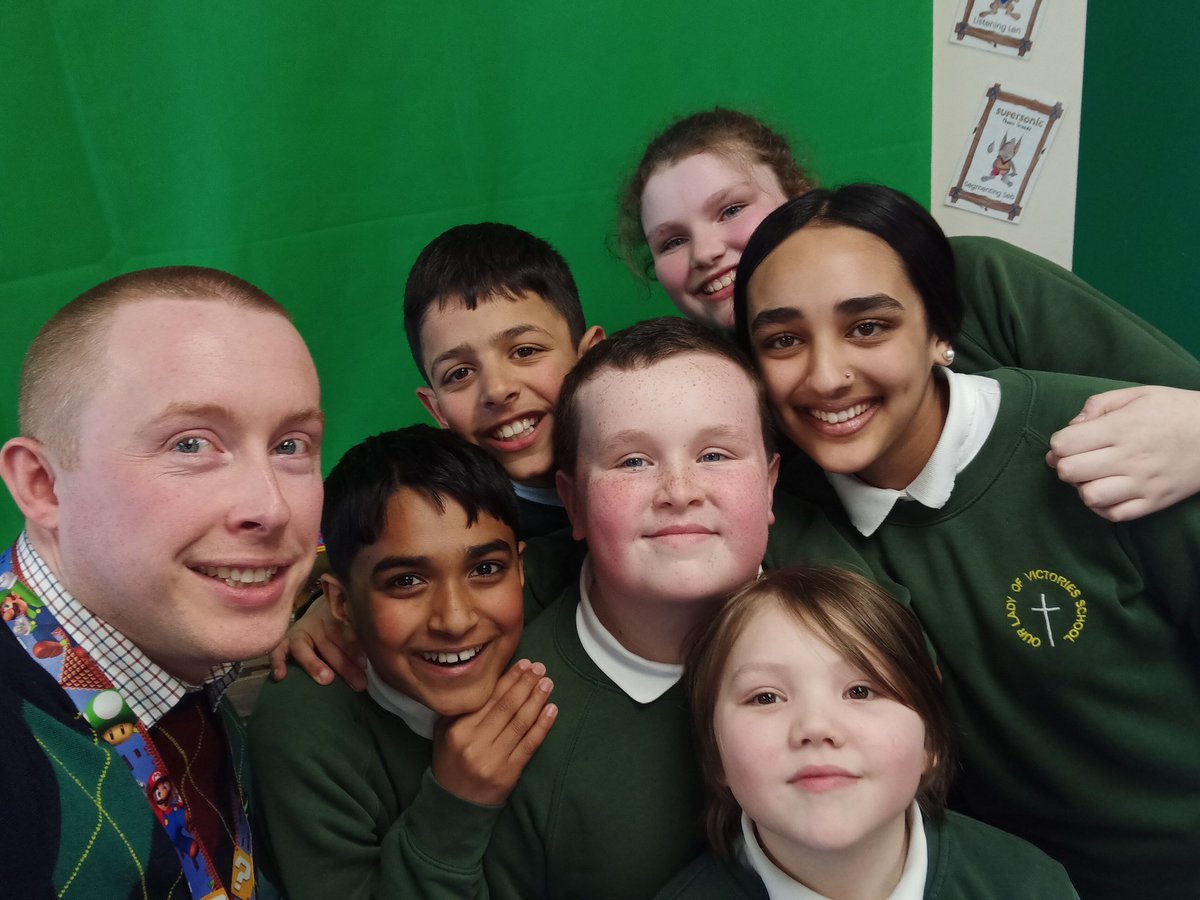 olvschool's tweet photo. Congratulations to our Year 6s who won the BCWCAT Social Day Quiz yesterday afternoon! Their wealth of general knowledge was very impressive! #bestdaysoftheirlives @bcw_cat https://t.co/0XGJce41pJ