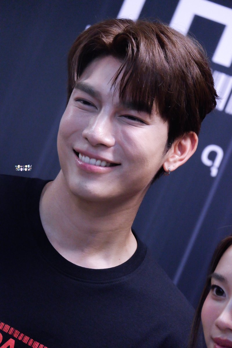 You're the cutest na MewMew... may you always be loved, well and truly happy nakaaa 🥰🥰🥰 MEW X THE PACKAGE @MSuppasit #MewSuppasit #มนต์รักลูกทุ่ง๒๕๖๗ #เปิดตัวThePackageTH