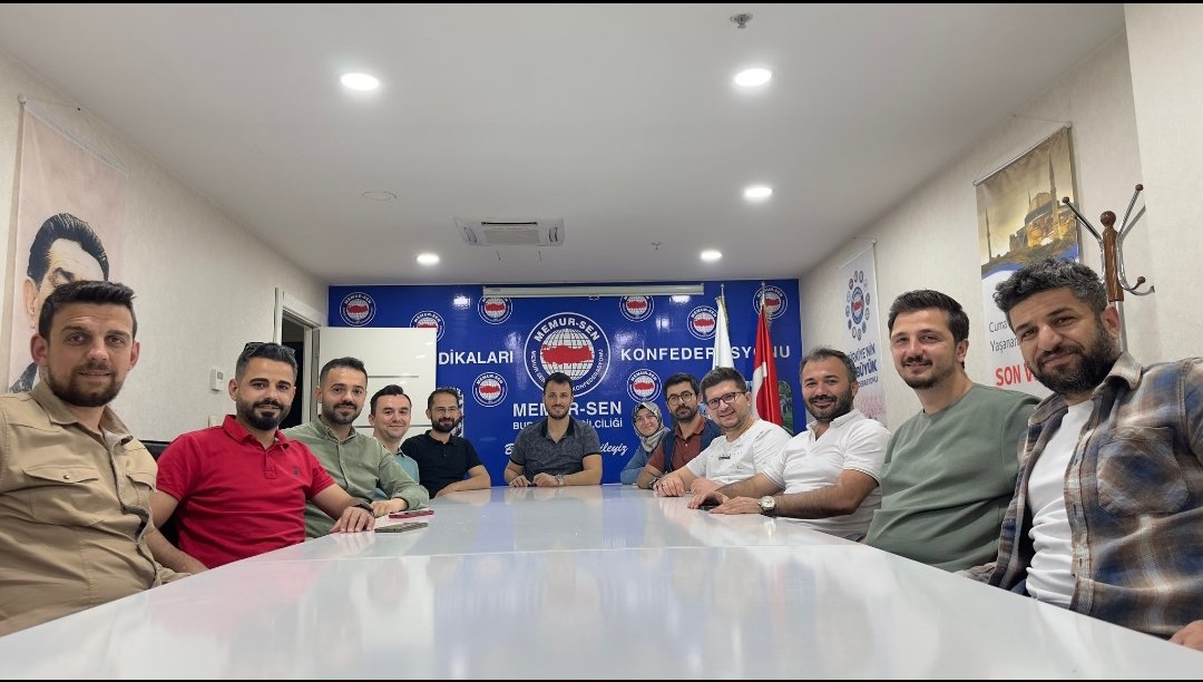 Aylık il yönetim kurulu toplantımızı gerçekleştirdik. Gerçekleştirdiğimiz faaliyetlerimizin değerlendirmesini yaparak, yapmayı düşündüğümüz faaliyetlerimizi planladık.