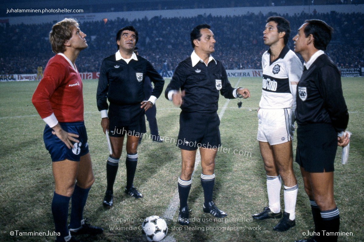 Hace 40 años hoy, 24 de abril de 1984, Independiente vs Olimpia en la Doble Visera. #Independiente #ClubOlimpia #CopaLibertadores #EnzoTrossero #HugoTalavera #CAI #Olimpia