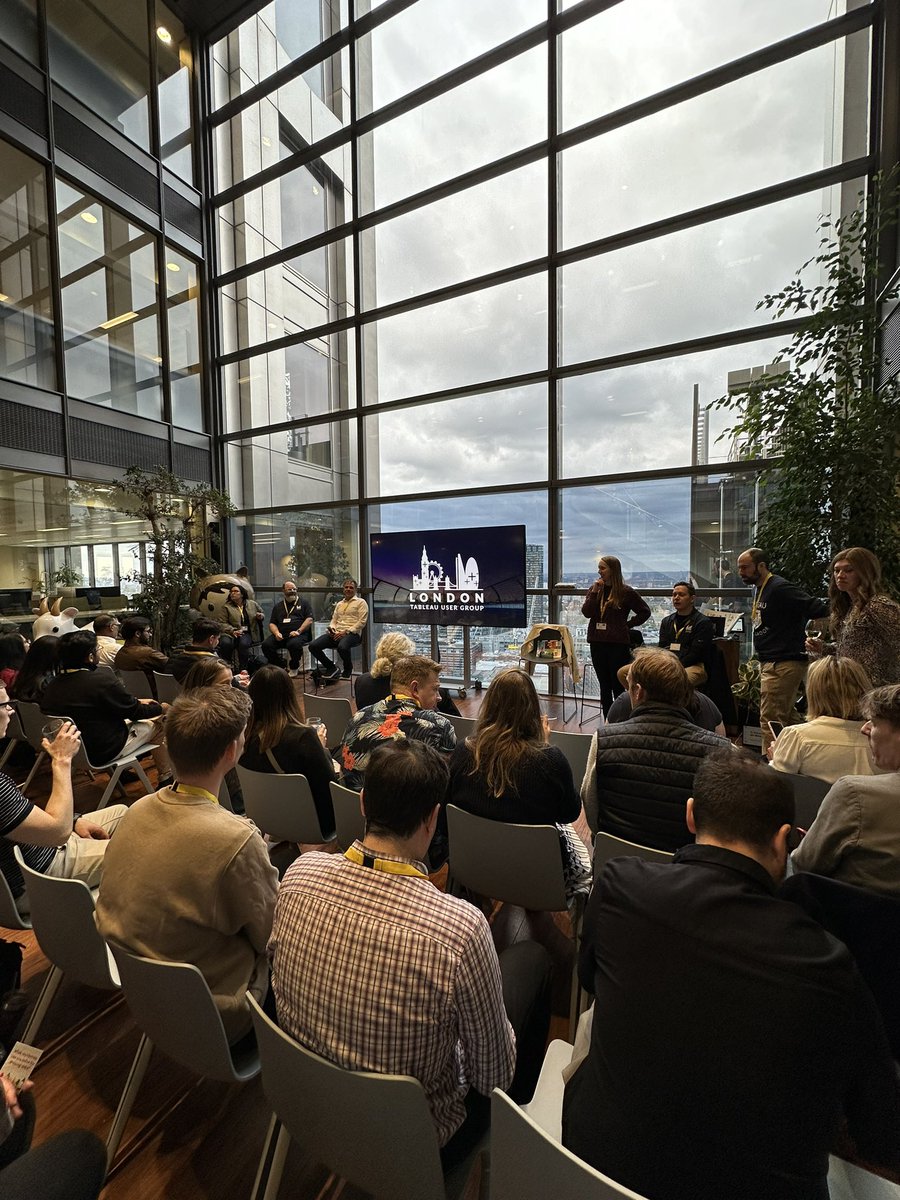 vizwithdan's tweet image. About to get started at the #LondonTUG with @storywithdata and crew! Looking forward to this.
#swd
#data
#tableau