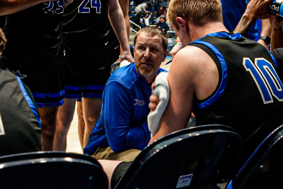 🏀Last week, SCHSL approved a conditional shot clock for HS basketball starting in 2024-25. 

@bhsrunninrebels HC Layne Fowler was the architect of the plan.

I spoke with Fowler and other area coaches on the 'long overdue' step in the right direction:

🕖greercitizen.com/sports/clock-t…