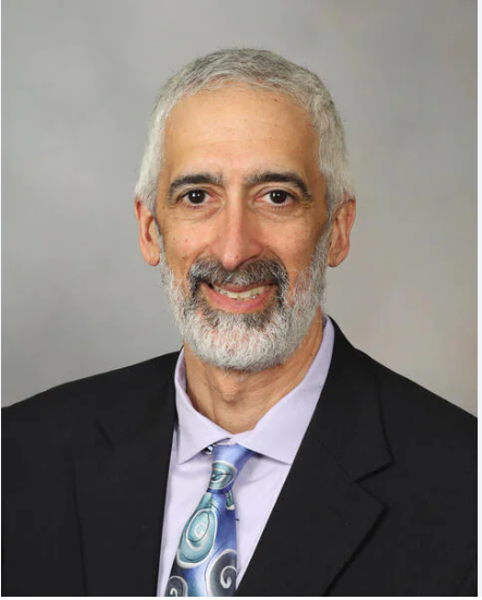 One of our favorite 👨🏽‍🔬scientists, Jann Sarkaria, MD, has been named the William H. Donner Professor, succeeding Stephen Thibodeau, PhD @MayoClinic! Thank you for your continued dedication to 🧪🔬advancement!