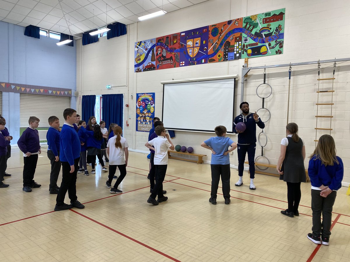 Class 6F tweet media