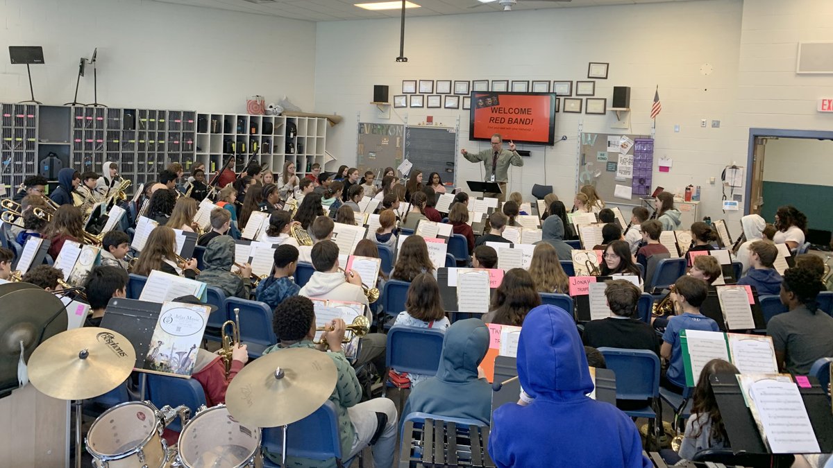 French Road Elementary School fifth grade band students recently had the opportunity to visit Twelve Corners Middle School. The trip allows fifth graders to get to know their band teacher for next year and learn about the opportunities in middle school.