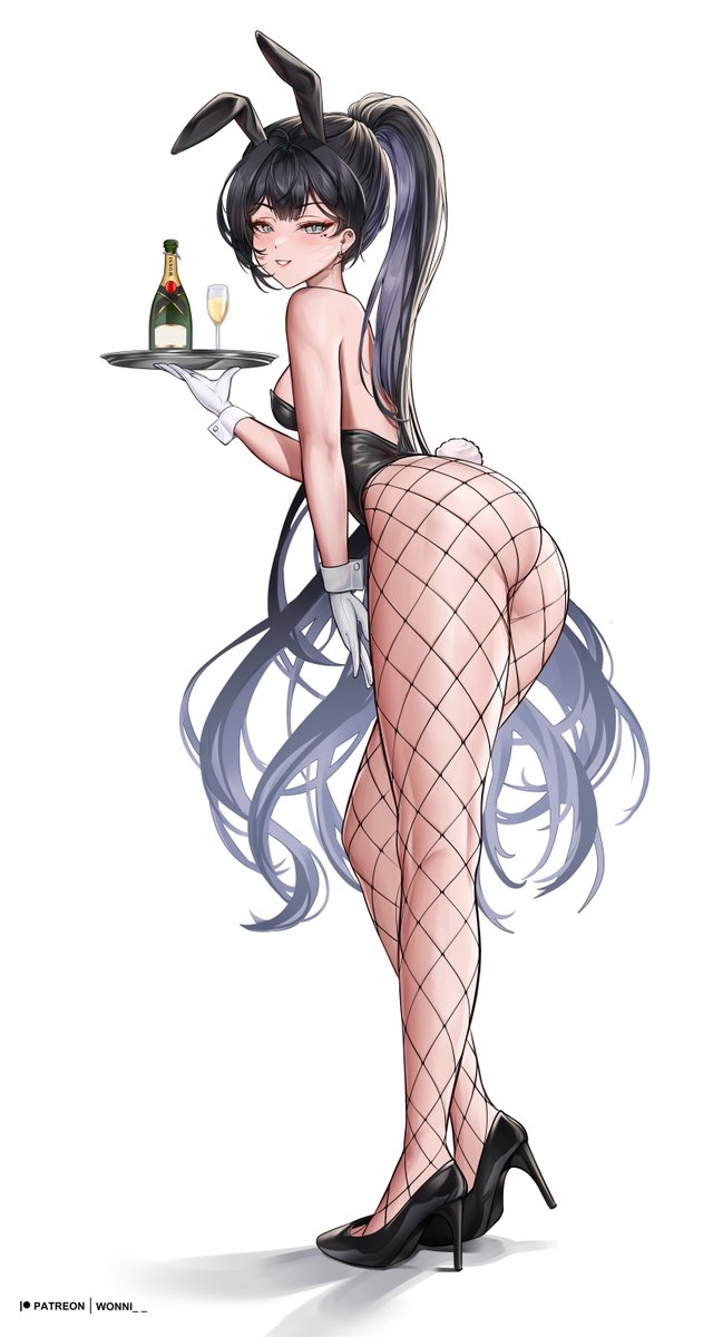 OC Bunnygirl 🐰🍾