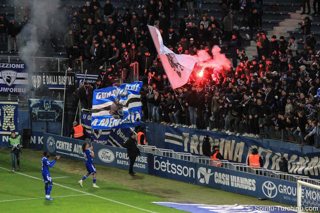 SpirituTurchinu's tweet photo. De belles mages de communion hier soir ! 🔥⚪️🔵
Les photos du match Bastia-Concarneau : https://t.co/hyrhzDAFOb #SCBUSC #SCBastia https://t.co/sYwSROCcmK
