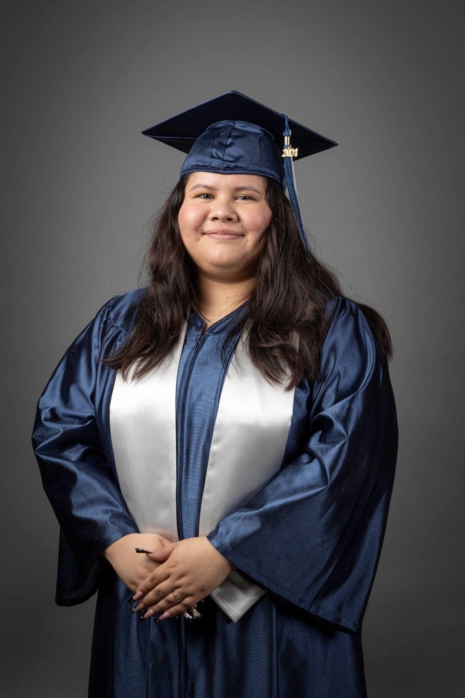 School2WorkOCPS's tweet photo. Congratulations Zharahy!! This #RandallAcademy 2024 grad plans to attend a technical program to become a medical assistant.
#AltEdGrads #ReThinkAltEd #OCPSAltEdRocks https://t.co/pkeGpMk6lv