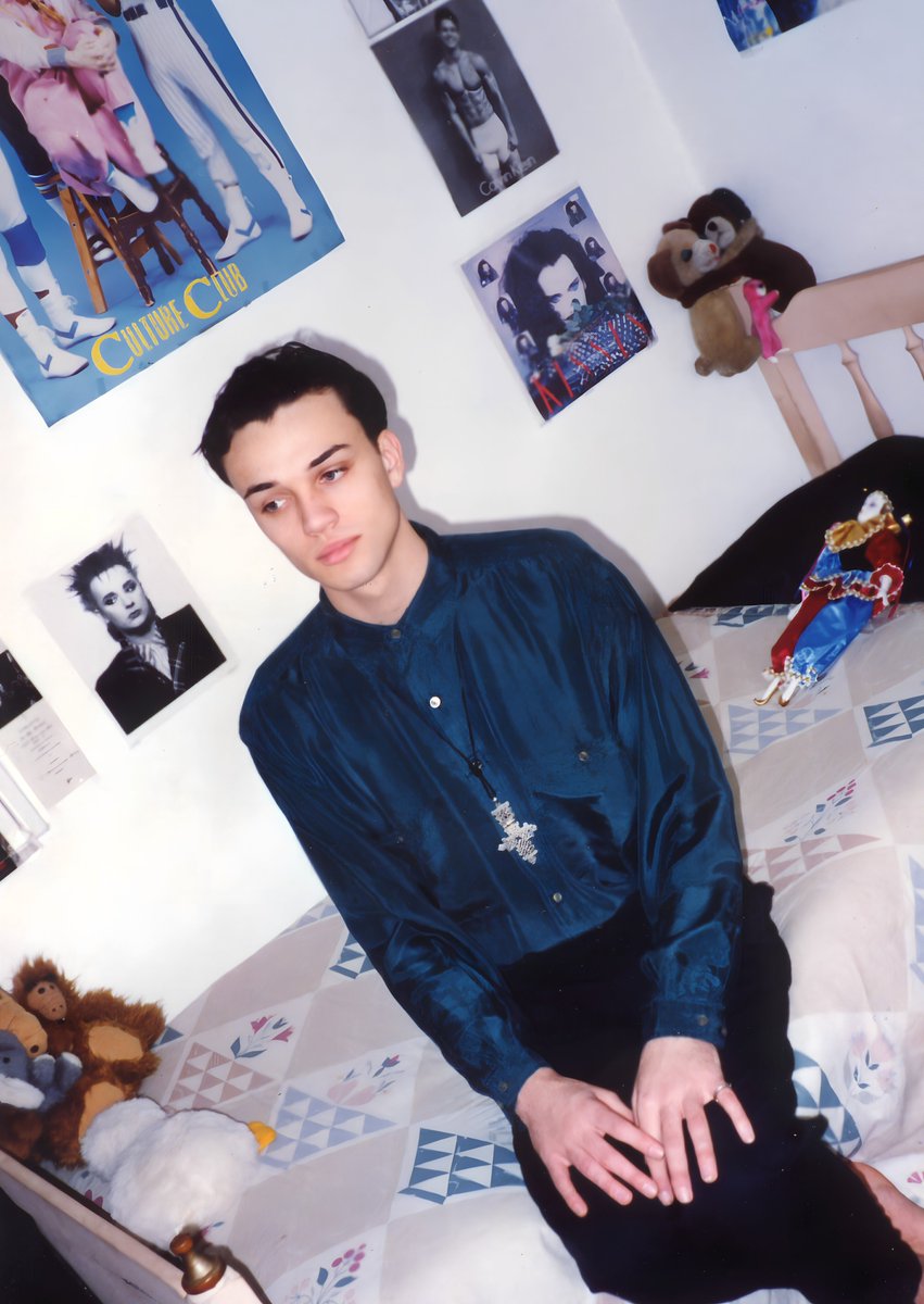 Here is a picture of me in the early 1990s when I was eighteen years old and living in my first apartment in Shadyside on Fifth Avenue in Pittsburgh. At the time, I thought I had really made it by moving to the big city of Pittsburgh! ~ Hoyt