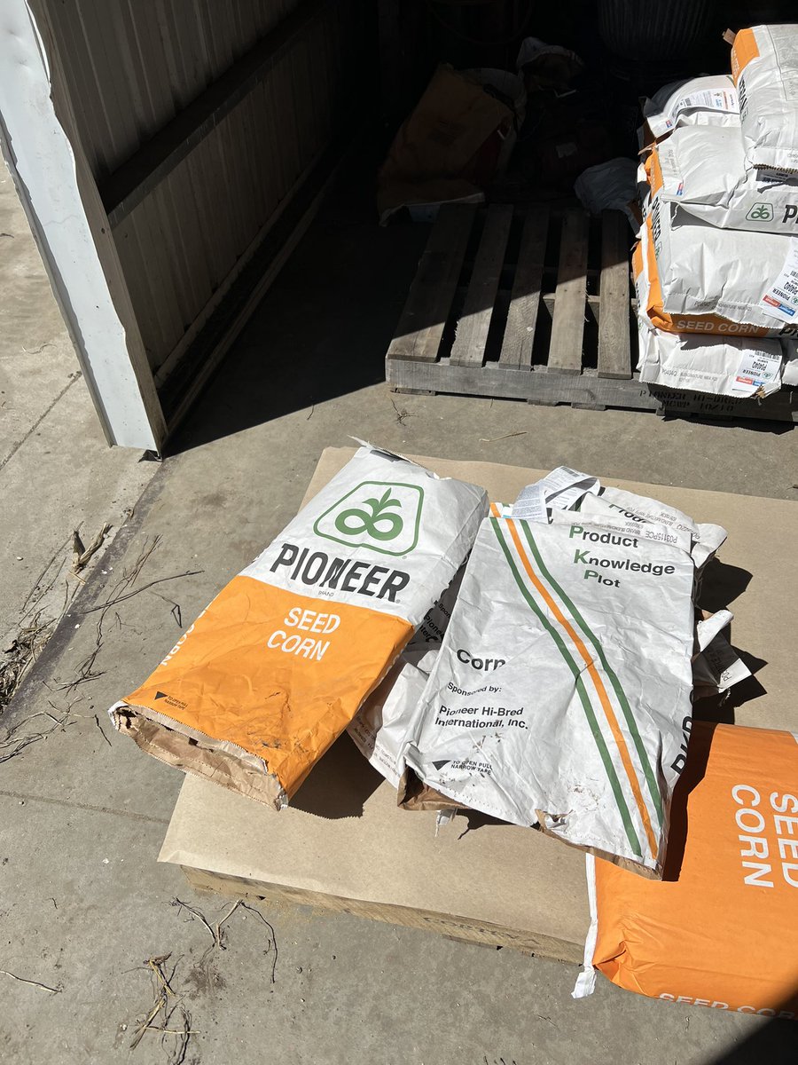 Favorite time of the year for me!#Pioneer seed Product knowledge Plot planted today! @PioneerSeeds @CortevaUS #agriculture #plant24 #farming #Farmer