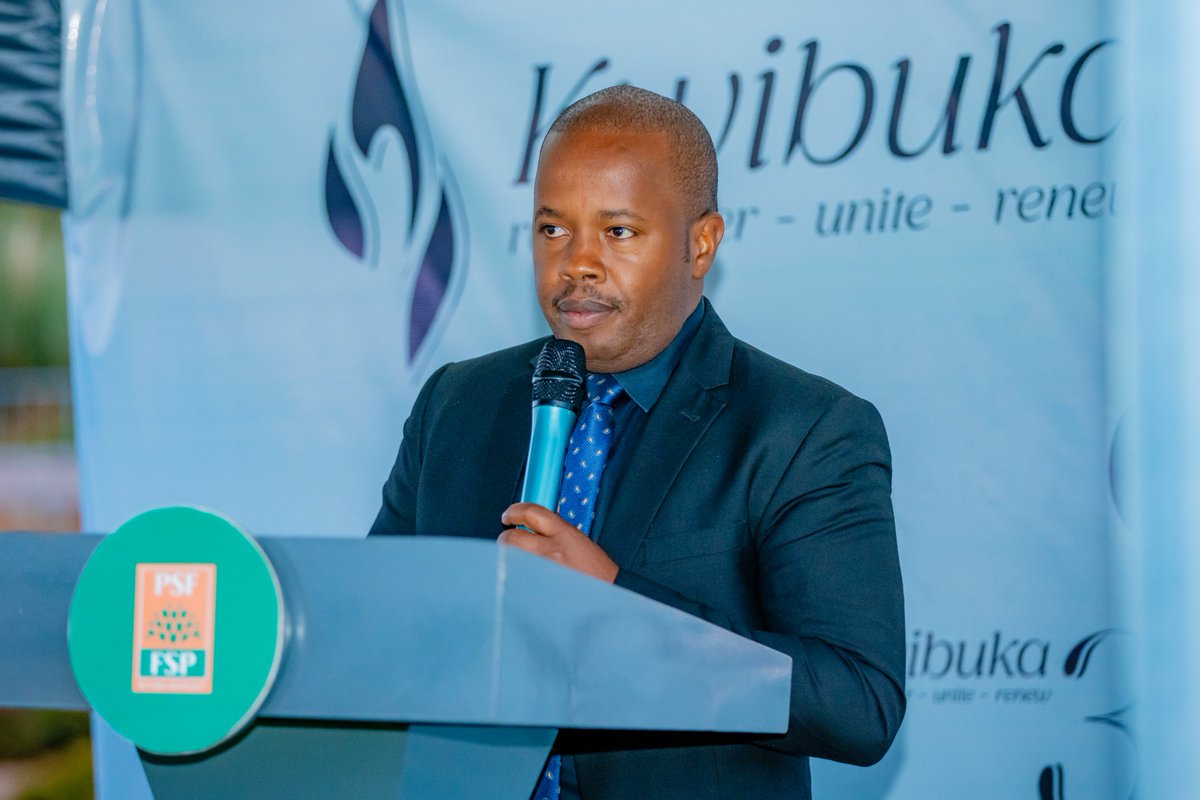 CityofKigali's tweet image. Mu gikorwa cyo kwibuka abikorera bazize Jenoside yakorewe Abatutsi mu 1994, Umuyobozi w'Umujyi wa Kigali @dusengiyumvas yavuze ko Jenoside yahitanye benshi mu bikorera. Yavuze ko Abatutsi bavutswaga amahirwe yo gukomeza amashuri, bashakaga uko bihangira imirimo inyuranye.