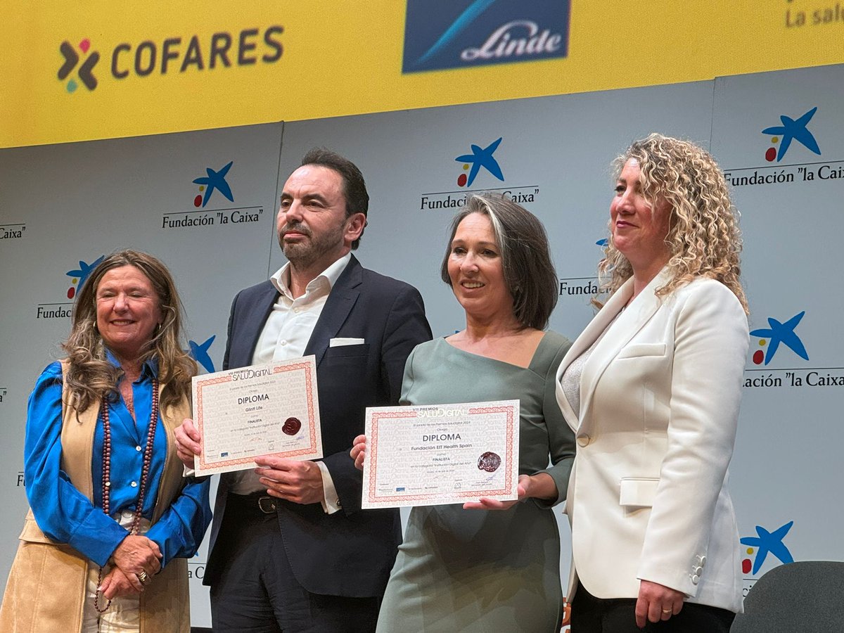 👉 Los finalistas a mejor Institución Digital del Año en los VIII #PremiosSaluDigital son: Fundación EIT Health Spain (@EIT_Health_es) y Glintt Life