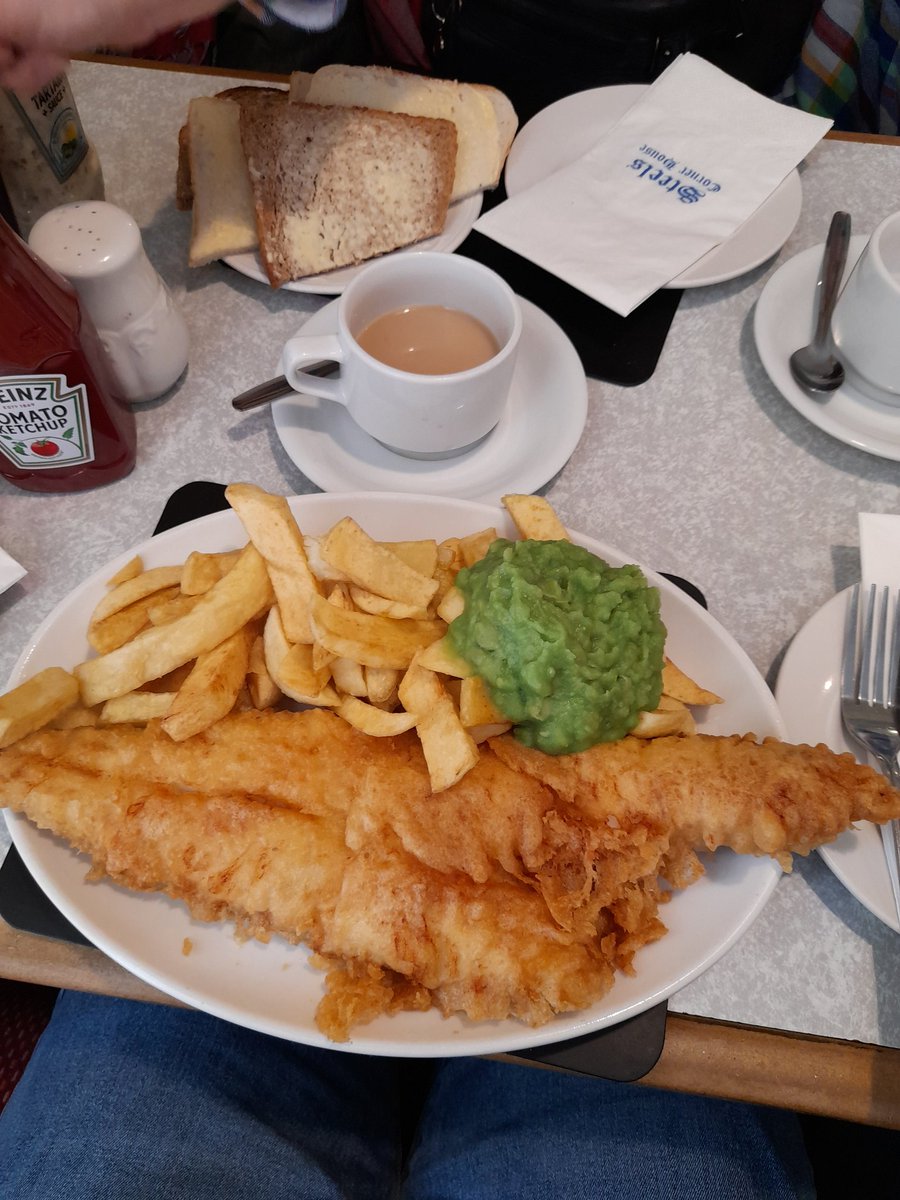 9/10 for Steels Corner House in Cleethorpes today at lunch time, tasty, but are they still No1 in Cleggy?