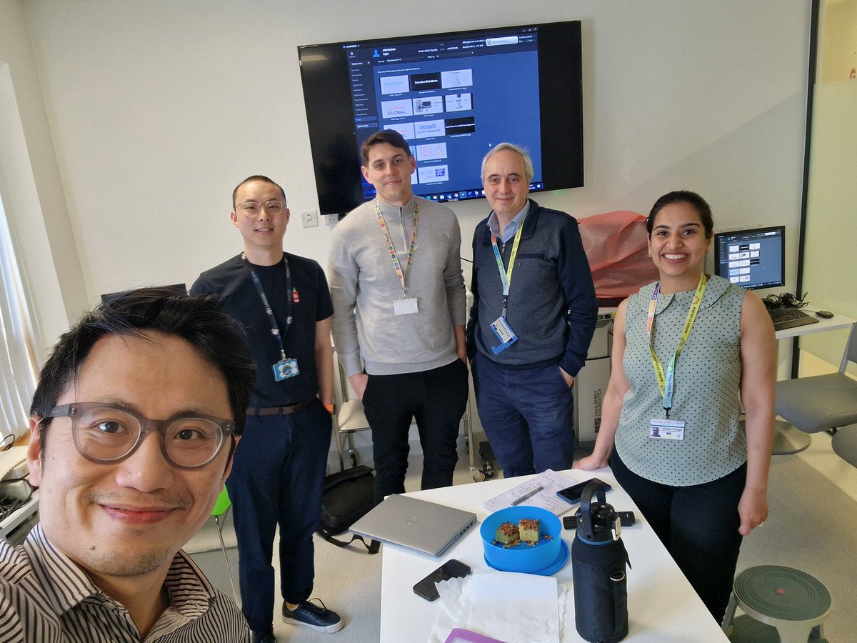 drdamoeyes's tweet image. Today, we said goodbye to Harry Sutton, the programme manager in our digital transformation journey @idigitalnhs 🥹

He has helped coordinate our @AHOphthalmology journey from scanned handwritten notes 🫣 to Medisight the EPR as well as its integration with Meditech. 🖥 

Today,…