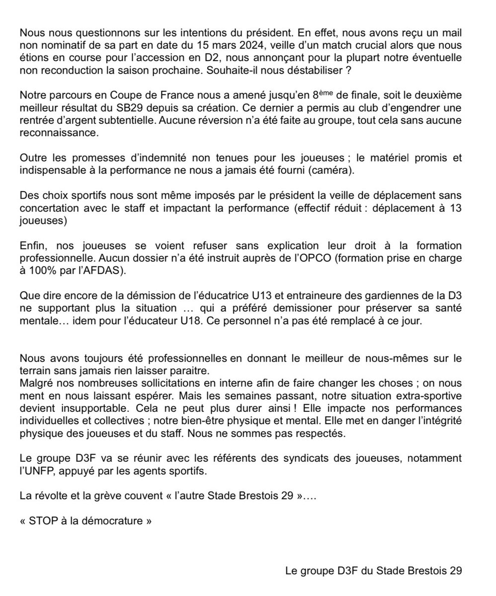 clem_reporter's tweet photo. 🔴 Salaires incomplets, logements insalubres, déplacements payés par le staff… 

Footeuses révèle la lettre ouverte des joueuses de Brest (D3 féminine). 📃

La révolte et la grève couvent « l’autre Stade Brestois 29 ». 😡 https://t.co/Z6r4532t42