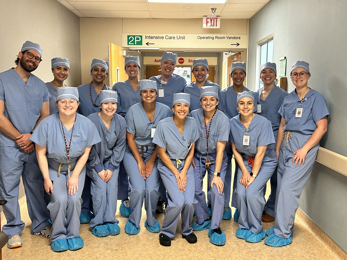 Look at all these great smiles! Last week, the @umnursing Nurse Anesthesia Class of 2026 attended orientation at the @VAMinneapolis.