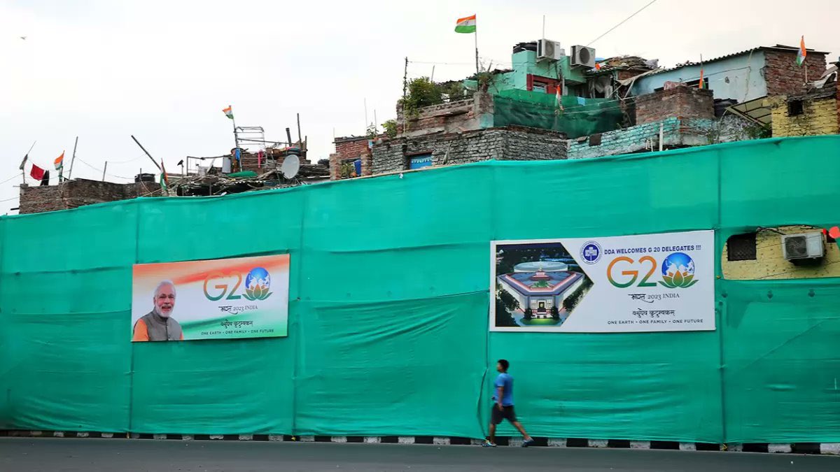 During the G20 summit, India fenced up and concealed its slums so visiting foreigners couldn’t see them. Indians think foreigners are stupid and can’t see this through.