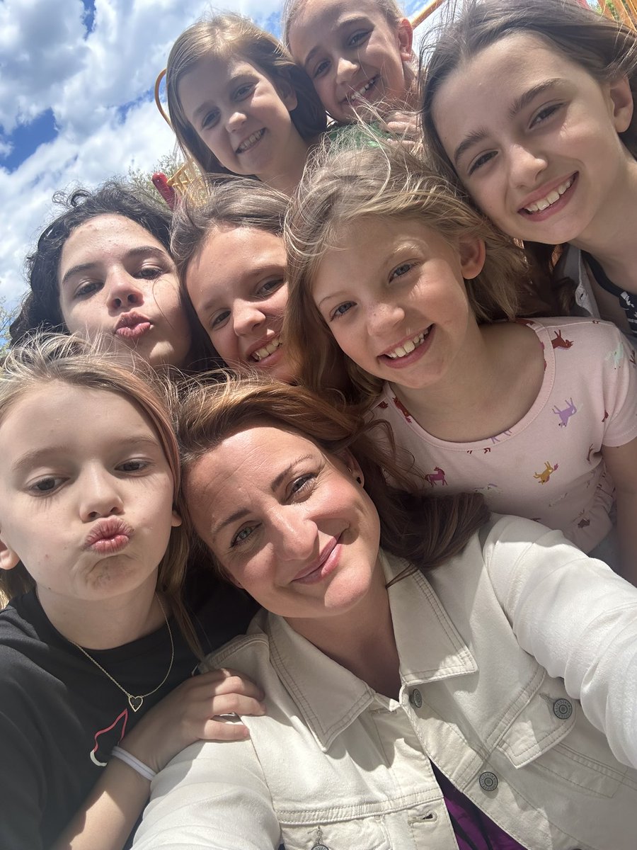 Beautiful days at recess. <a href="/SolleyAACPS/">SolleyAACPS</a>