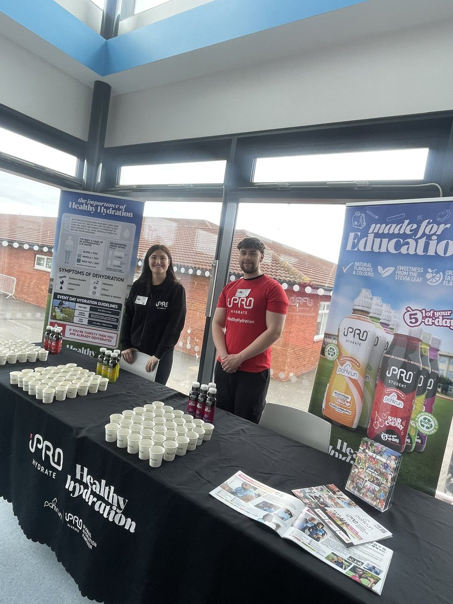 The @Geordiebanger sausages are going down a storm …Bangers & Mash and the newly famous Banger Dog were on offer today! Huge thank you to @iPROHydrate who showcased their product during break & lunchtime. The samples went down a treat! @PeleTrust #FitForLife