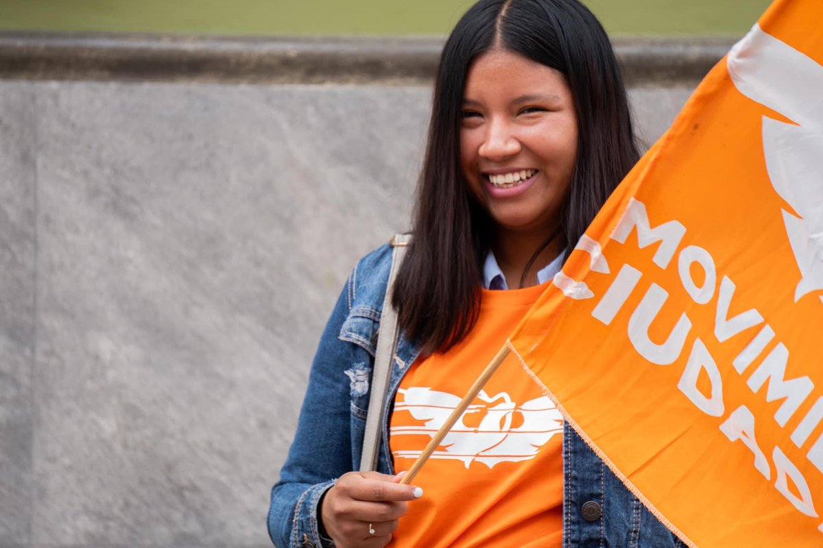 Somos la única opción que toma en cuenta a los jóvenes en este país, ellos ya se dieron cuenta que la vieja política no tiene más que ofrecerles. Lo nuevo eres tú y somos todos, un Nuevo México será real. 🇲🇽🍊👊🏼😎 #LoNuevoApenasComienza