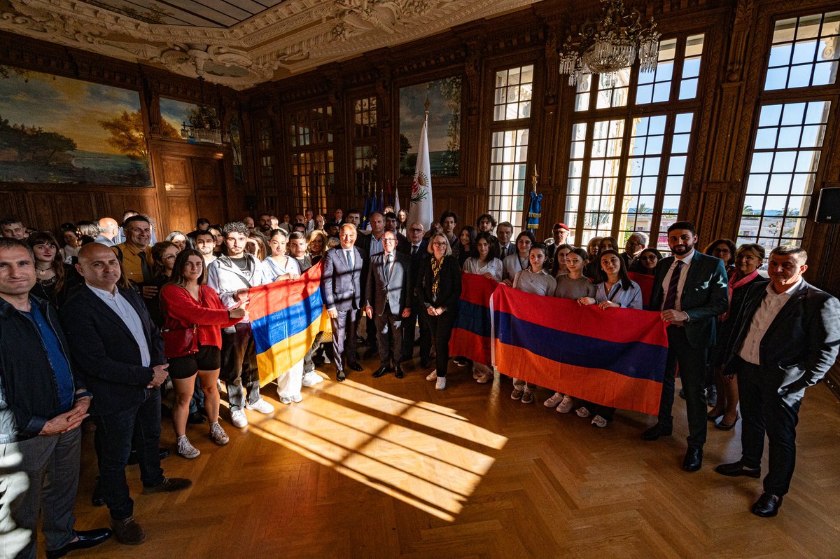 Au Palais des Rois Sardes, au nom du Département et de @ca_ginesy nous rendons hommage aux 1,5 million de victimes du Génocide Arménien et exprimons notre profonde solidarité envers le peuple arménien. Perpétuons le récit de ces heures sombres de l’humanité !