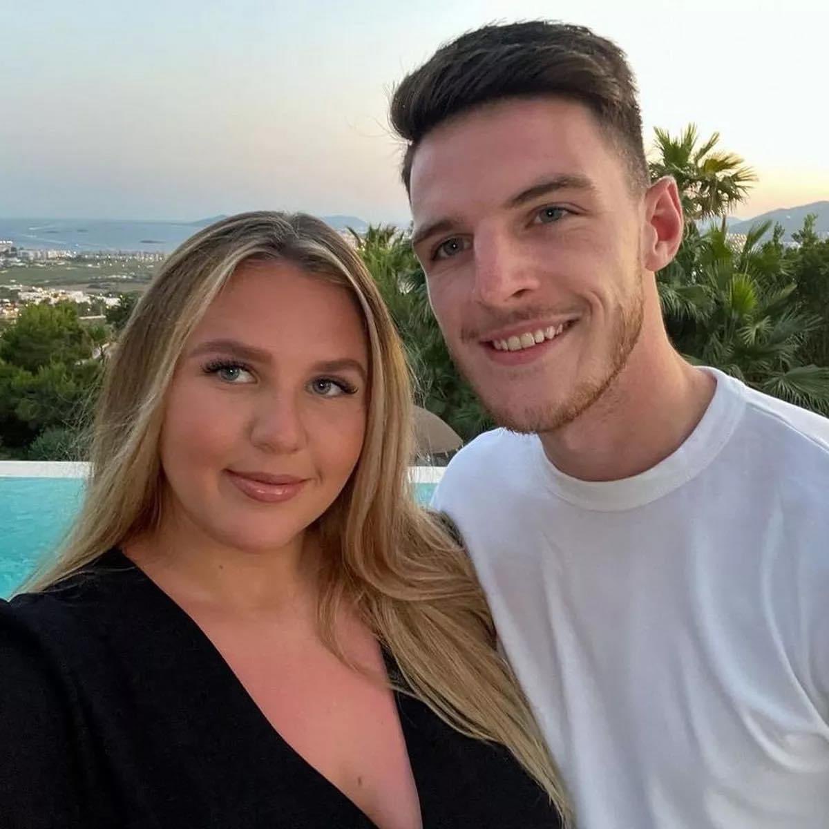 🏴󠁧󠁢󠁥󠁮󠁧󠁿 Declan Rice’s girlfriend Lauren Fryer has sadly deleted all her social media photos after vile trolls made fun over her appearance. Absolutely heartbreaking to hear, nobody deserves that. 💔