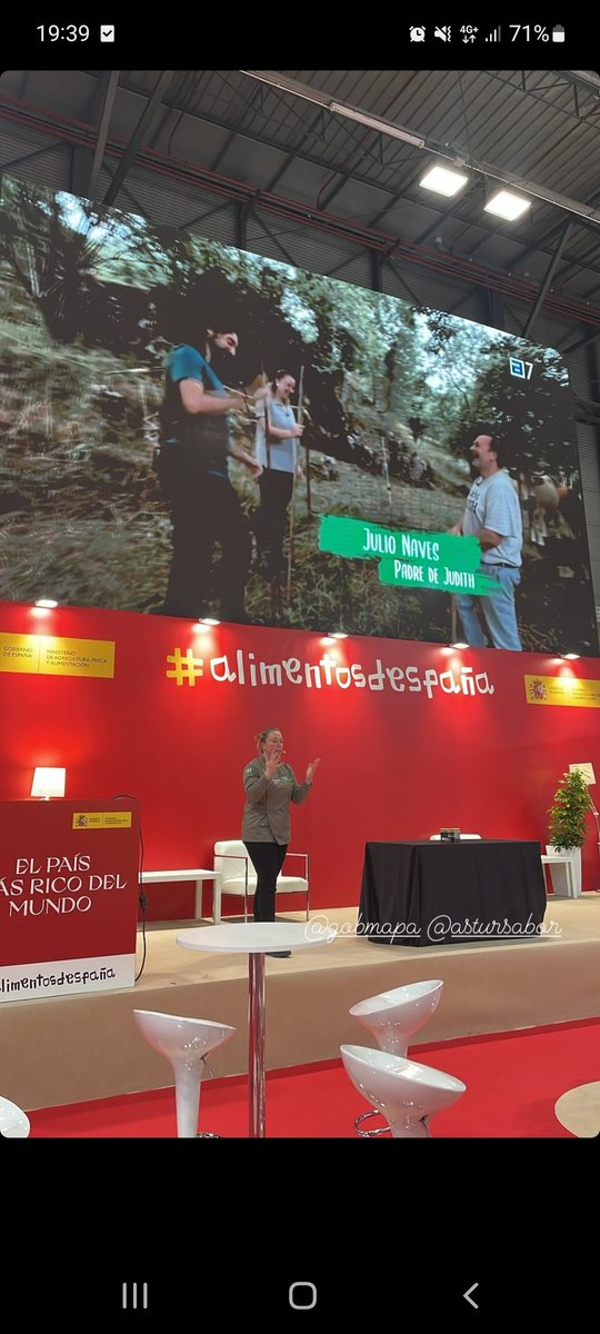 GRACIAS @mapagob por esta oportunidad en el stand #AlimentosDEspaña
De acercar un poco más #astursabor al público del #SalonGourmet de #Madrid como #mujeres #premionacional #innovaciondelmundorural ❤ #razasautoctonas