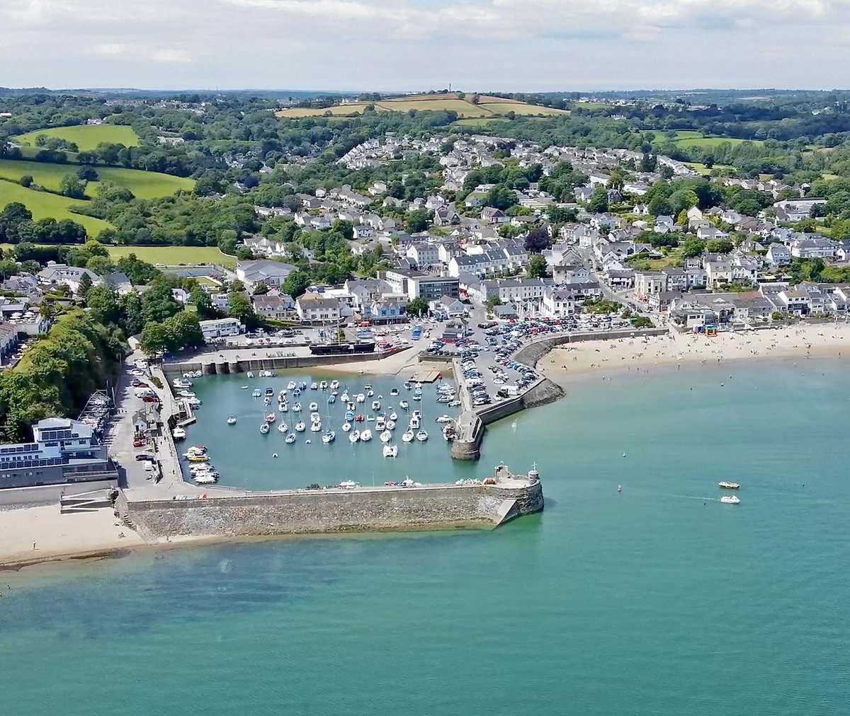 Now spring is in full swing, it’s the perfect time to enjoy an escape to Saundersfoot and experience our beautiful coastal setting. 

Book your stay at stbridesspahotel.com

#stbridesspahotel #saundersfoot #pembrokeshire #pembrokeshirecoast