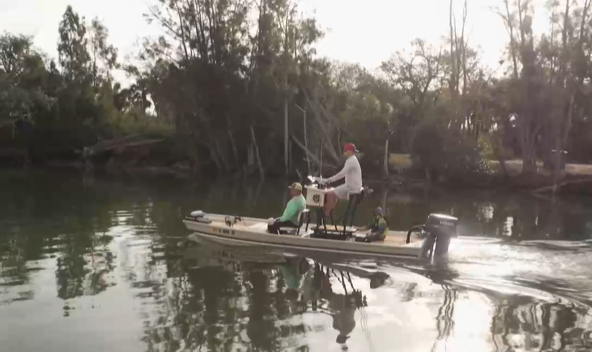 SPORTSMANchnl's tweet photo. George Labonte meets with Jeff Toole and his sons aboard their custom-built 1987 Alumacraft 16' Jon Boat that they customized in memory of Dustin Wayne Toole. Full story via Florida Sportsman Magazine: https://t.co/vwGewERYQJ
#ITSINOURBLOOD #fishing #fish #boat #jonboat https://t.co/5WqcxUwqx7