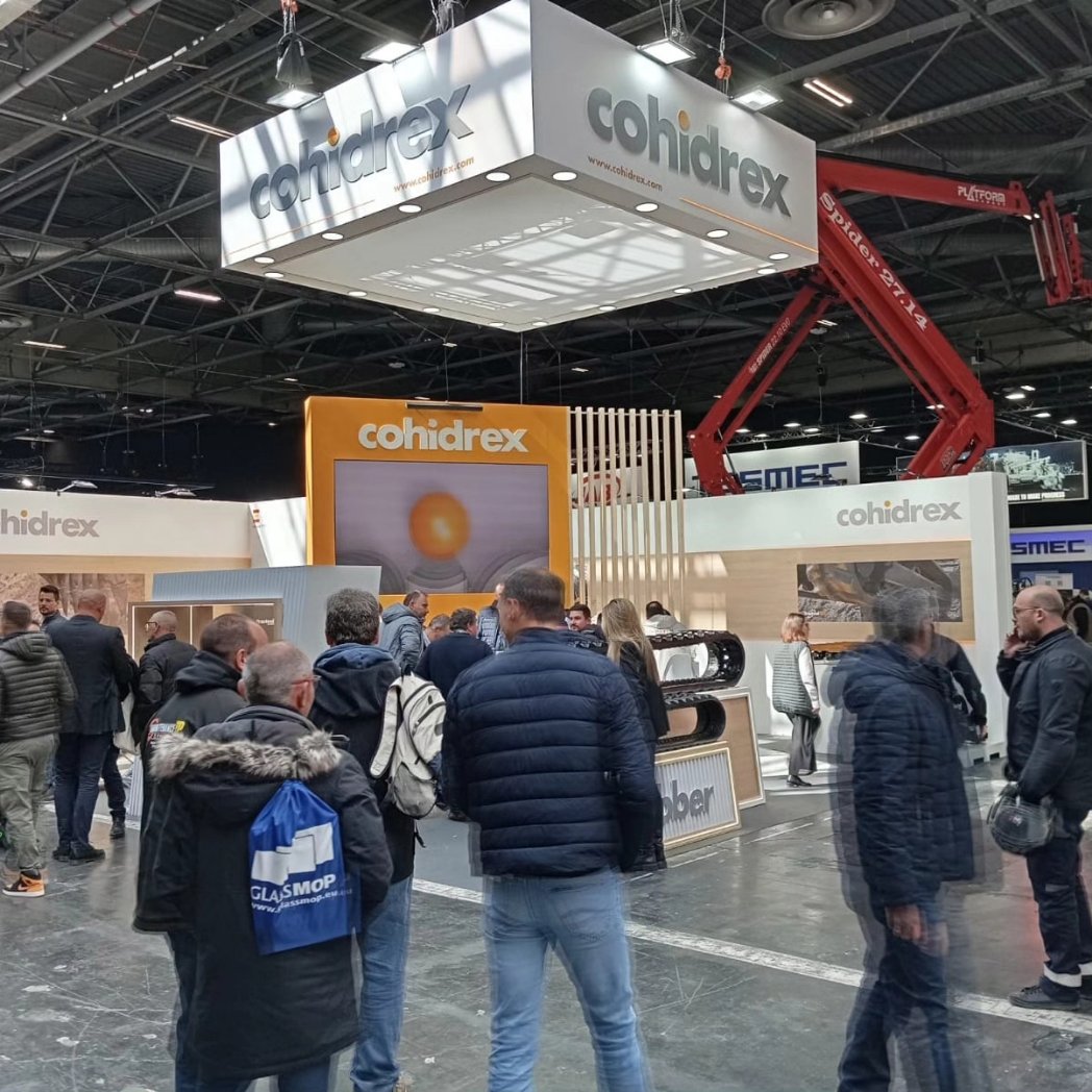 cohidrex's tweet photo. Primer día de #INTERMAT2024 ¡Así ha estado el stand de @cohidrex!
Os esperamos de nuevo mañana 🤗
.
.
.
#CompromisoCohidrex #CommitedToYou #TrasteelWearParts #spareparts #wearparts #undercarriage #equipment #attachments #earthmoving #construction #miningequipment https://t.co/xcmZPvLtQx