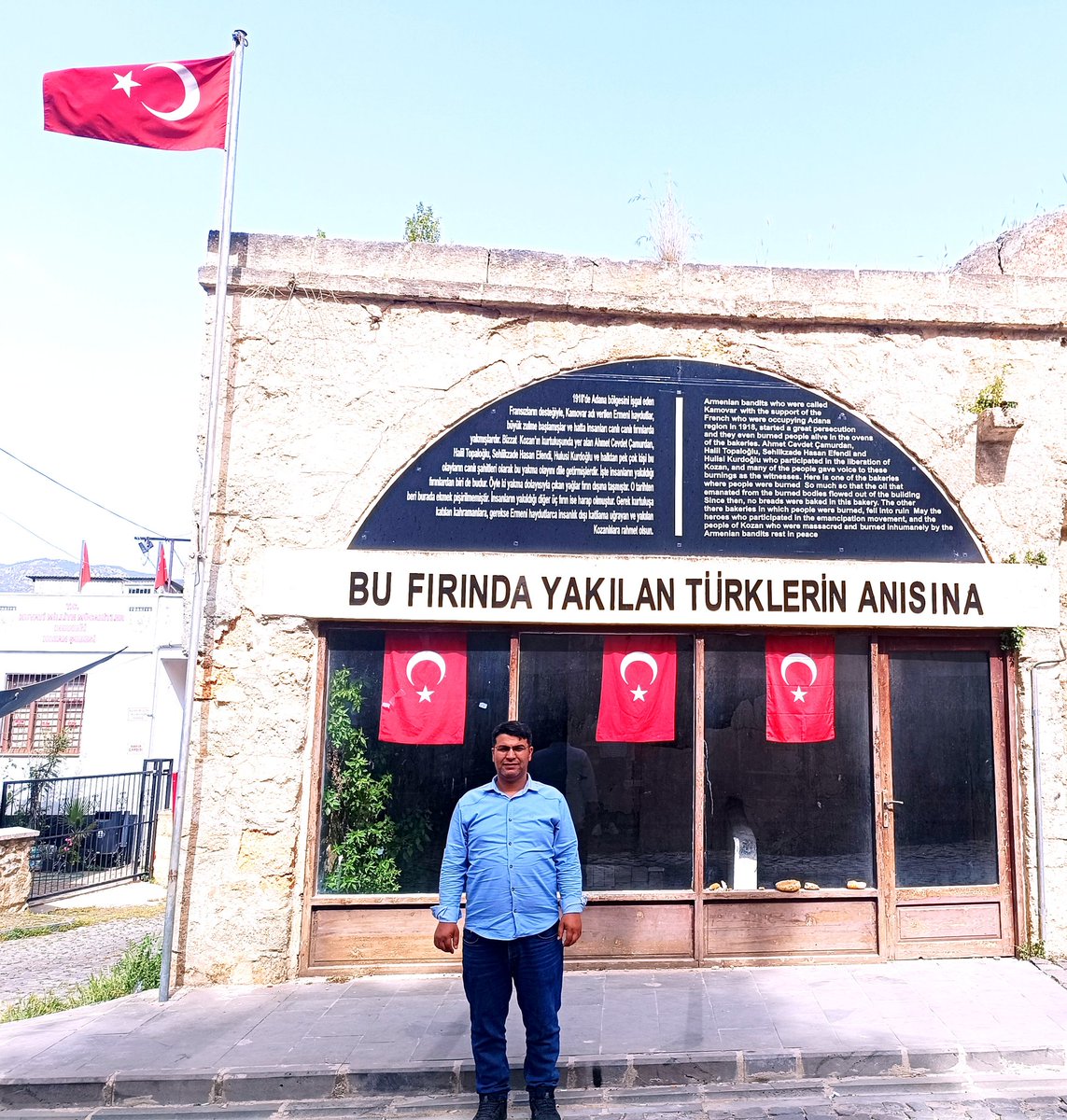 Ermeniler Kozan'da öyle bir vahşete imza atıp o kadar çok Türk'ü katletmiş ki yakılarak ölen Türklerin bedenlerinden sızan yağlar sokaklara taşmış.

Enver, Talat ve Cemal Paşalara rahmetle...