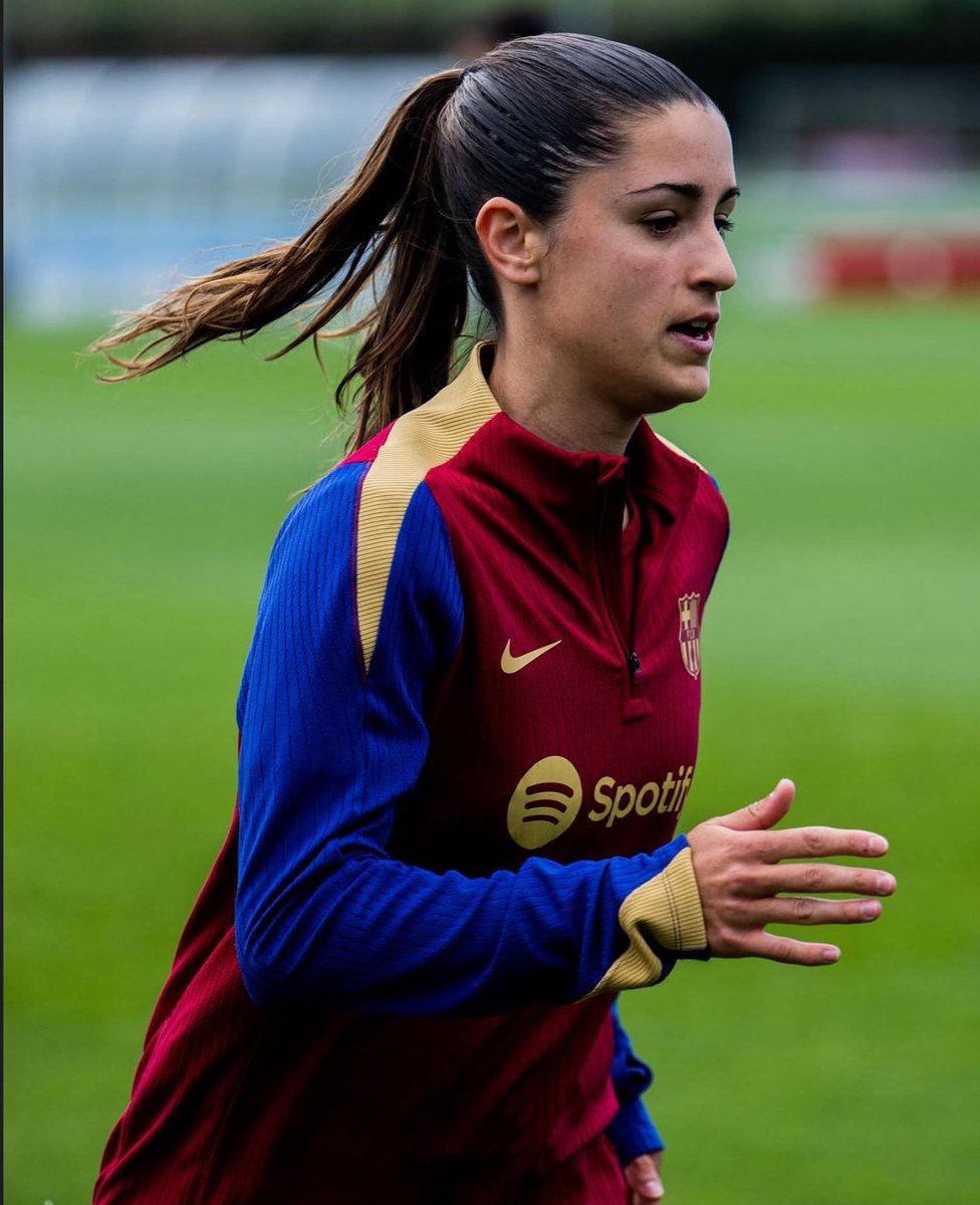 Jana Fernandez first start since injury : 
90' 
111/119 accurate passes (93%)
22 passes into the final third
1 interceptions 
3 recoveries 
Back where she belongs and getting her level back 💪