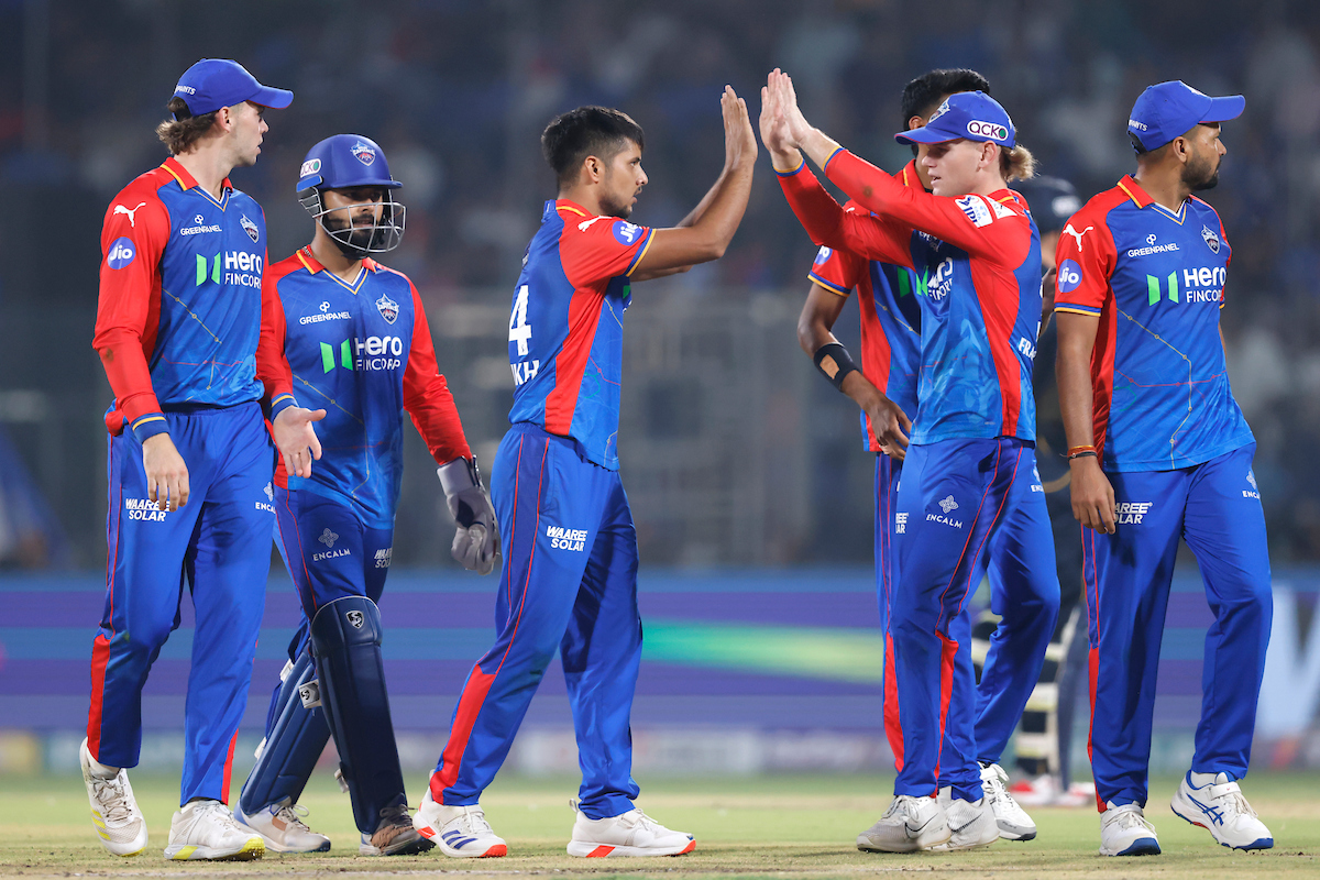 IPL 2024 Points Table, Orange Cap, Purple Cap: Delhi Capitals dent Mumbai Indians' playoff chances further, go level with Chennai Super Kings #IPL2024 #DCvsGT sports.ndtv.com/ipl-2024/ipl-2…