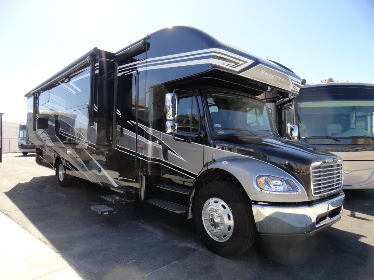 2022 Entegra Coach Accolade 37L. Price Reduced! for more info visit: BoulderCityRV.com #sale #pricereduced ##entegracoach #accolade #rv #rvs #superc #camping #exploring #adventure #travelling #outdoors #fun #freightliner #diesel