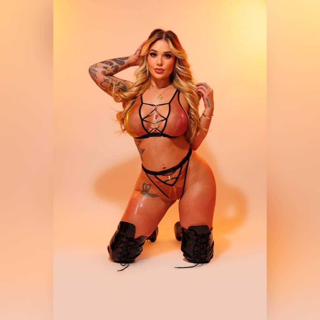 RT - #KaliRoses Tour Dates: #FortLauderdale : April 23-29 Book Her Now for an Introduction! Text/WhatsApp : 917-651-3547 Email : info@alluringintros.eu alluringintros.eu/?s=Kali+Roses