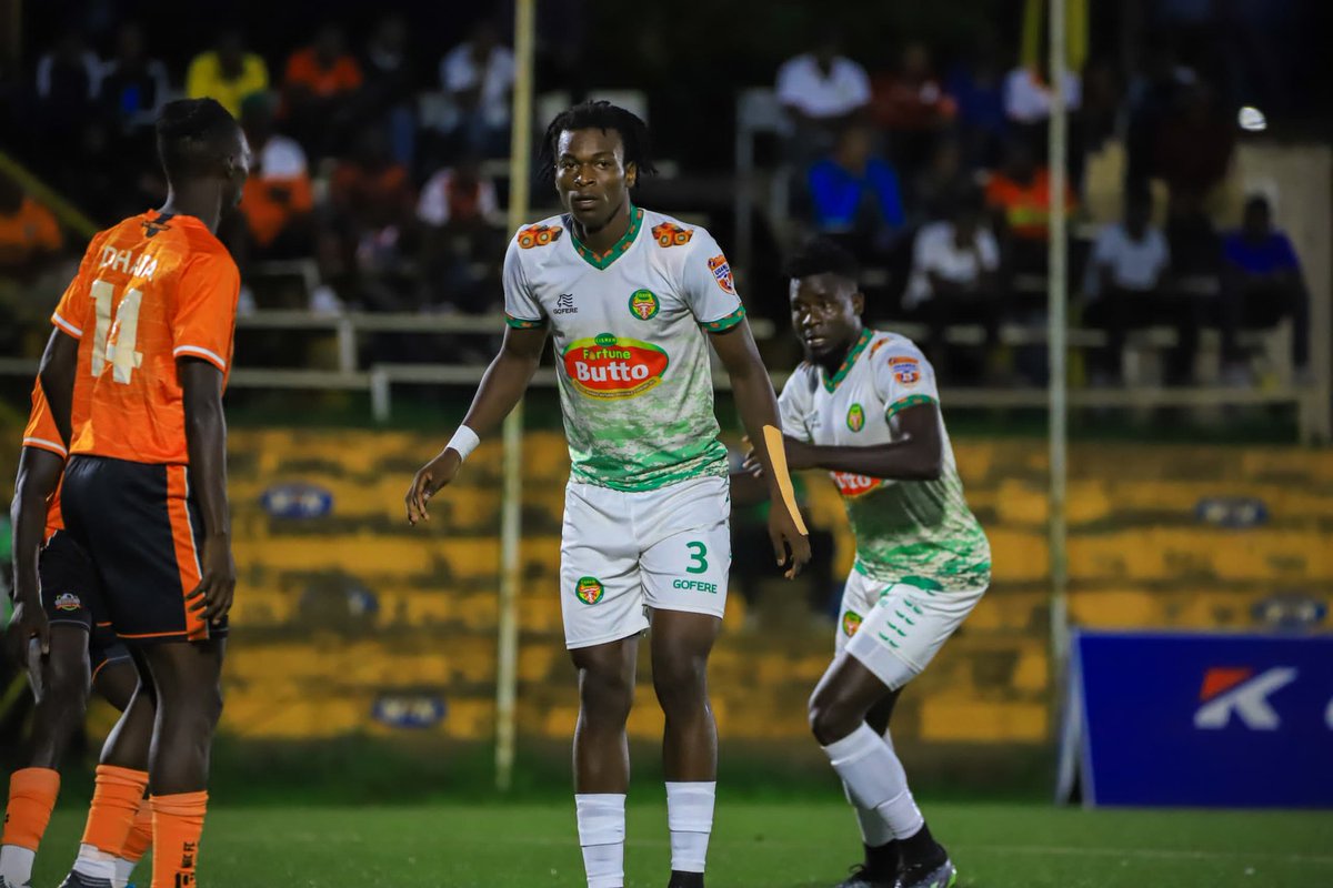 bbkigalifm's tweet photo. πΊπ¬#UgandaPL|#Matchday 25
FT NEC FC 1-0 Bul FC
β½οΈKelvin Tah Balni 55'
πStandings
1.Kitara FC 47pts +19
2.Vipers FC 46pts +21(-1 match)
3.Bul FC 46pts +14
4. NEC FC 43pts +2
5. SC Villa 42pts +14(-2 matches)
#MuriSiporonIgitego https://t.co/s7S4cAsBIq