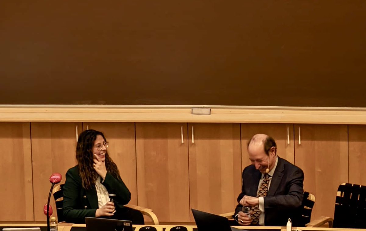 Last week, I have had the honor to receive the highest degree of education from @UU_University (Sweden): 𝐦𝐲 𝐏𝐡𝐃🎓! What a wonderful day, full of thrilling scientific discussions, fun and love 🔬🎉  . —&gt; see thread! 💕