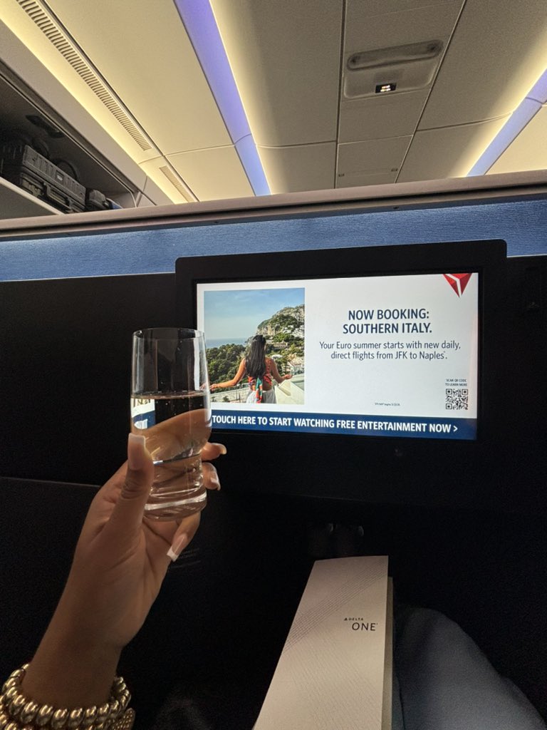 hellosugha's tweet image. Phuket, Thailand.