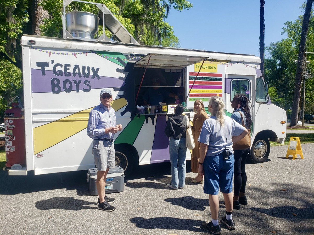 FHGES's tweet photo. Thank you WrightsvilleUnited Methodist Church for treating our amazing staff to a delicious lunch from @tgeauxboys! Your generosity and support fueled our hearts and spirits! π΄ππ₯
#NHCSchat #NHCSleads https://t.co/EZWGsG8Kzv