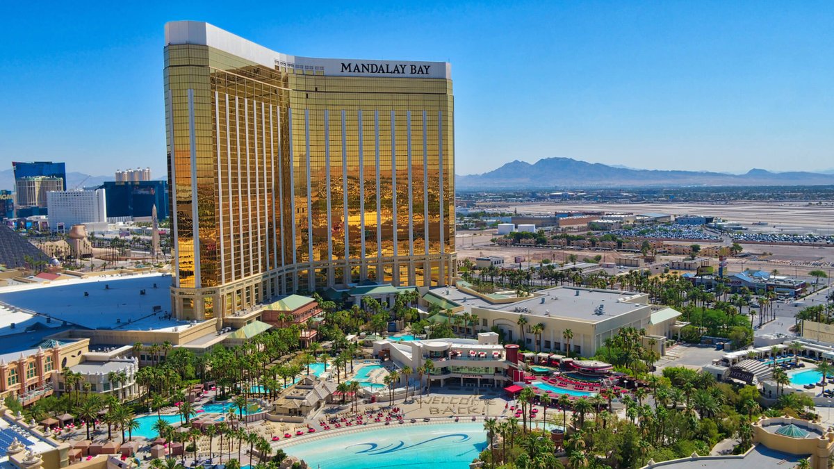 Get ready for GOLDEN insights on cloud data management and AI! #InformaticaWorld returns to sunny Las Vegas on May 20th at Mandalay Bay with data and AI experts from around the world. ☀️ Ready for a change of scenery and warm weather? Register now: infa.media/3W7UXBi