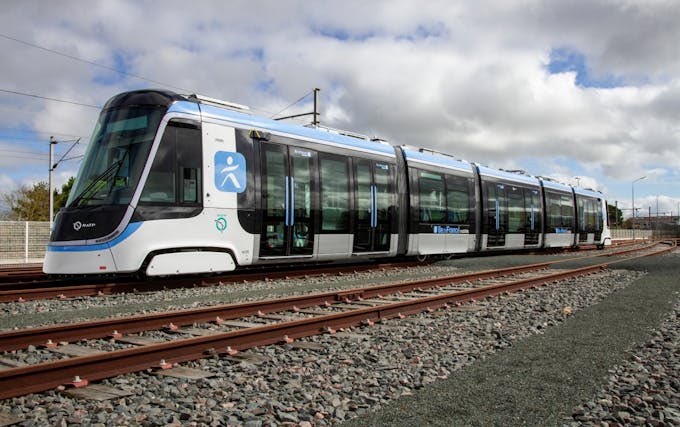 La première nouvelle rame « TW20 » destinée au tram T1 a été livrée par Alstom fin mars 😊 Après une période d’essais, sa mise en service est prévue à la fin de cette année. La dernière des 37 rames commandées devrait être livrée fin 2025. Ces nouvelles rames sont plus…