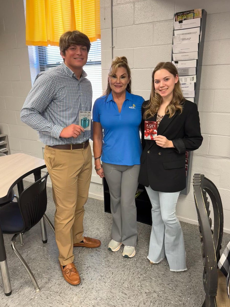 RexLumberMill's tweet photo. Thank you Geneva High School for hosting #rexlumbergracevile 's HR Manager Deanna Halstead for the Get The Job Competition, and congratulations to our winners, Ashton Pollard and Alexia Cowan! #getthejobcompetition #interviewskills #getthejob https://t.co/XMgWJxaOHo