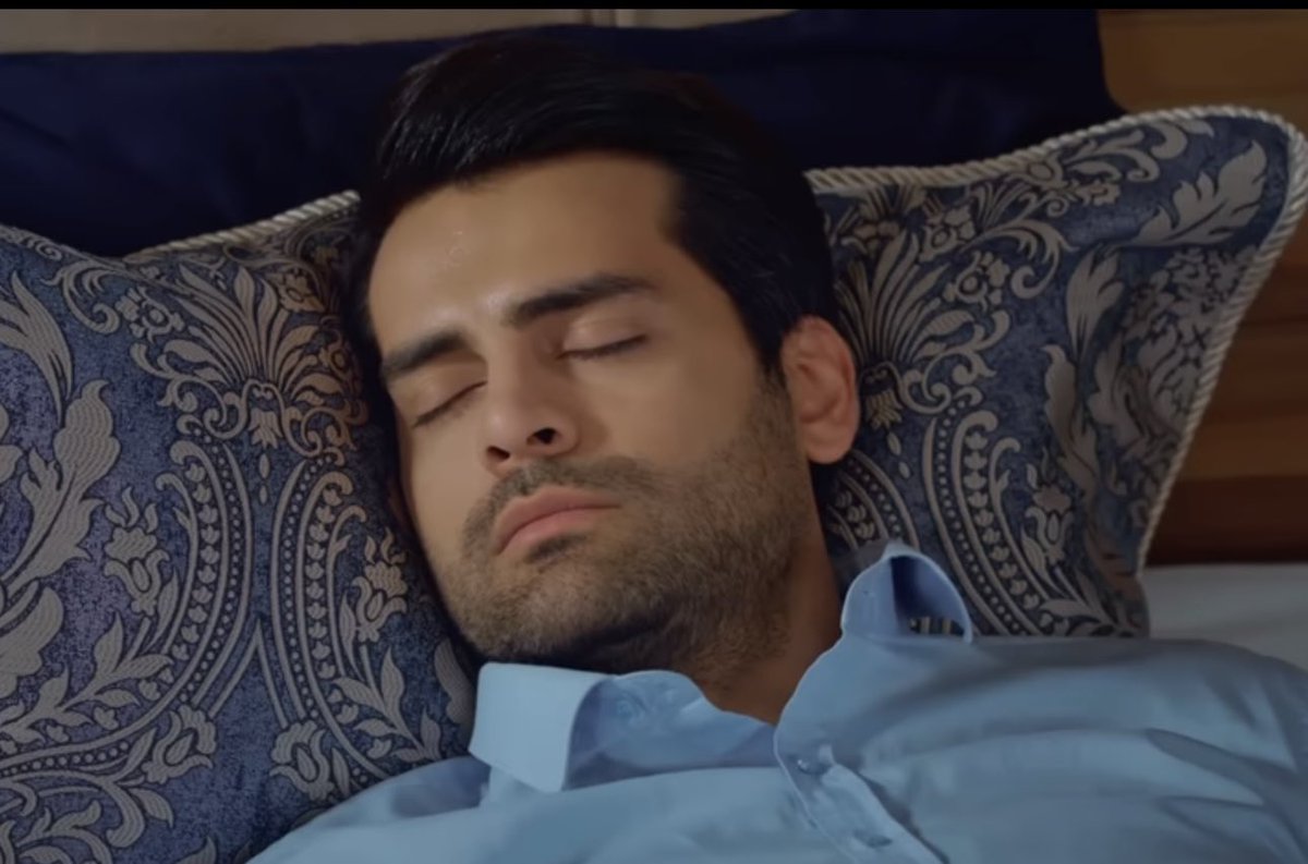 Way the pillow be soft and the dreams be sweet. Good night.🌙 #ErkanMeriç @ERKANMERICC