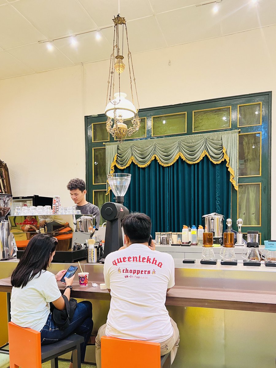 wdyadel_'s tweet photo. ^Space Roastery 1890^
☕️☕️☕️☕️☕️ https://t.co/49BlQrk7vA